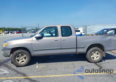 2001 Toyota Tundra Sr5 V8 из США, поврежденный, VIN 5TBRT34151S157324